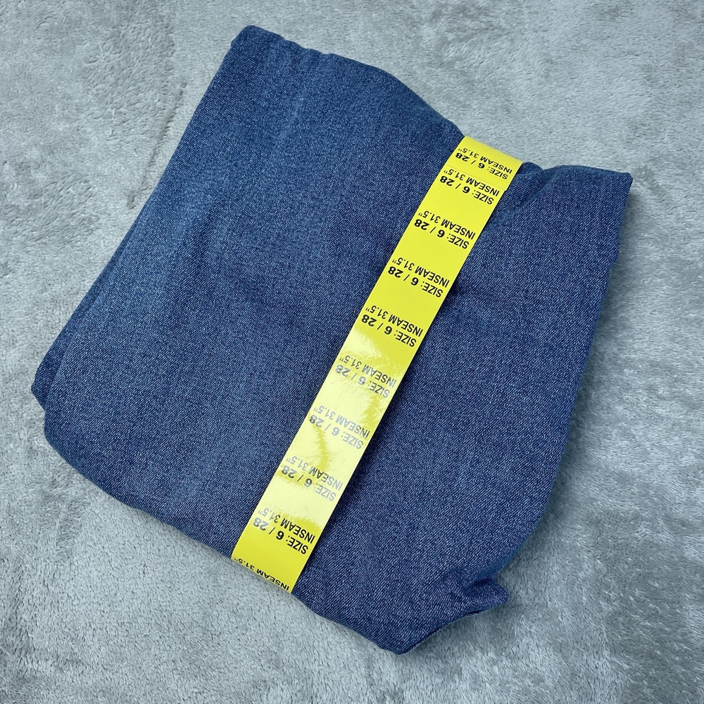 Well Worn Womens Size 6 / 28 Wide Leg Jeans Blue e0582 - Picture 3 of 6
